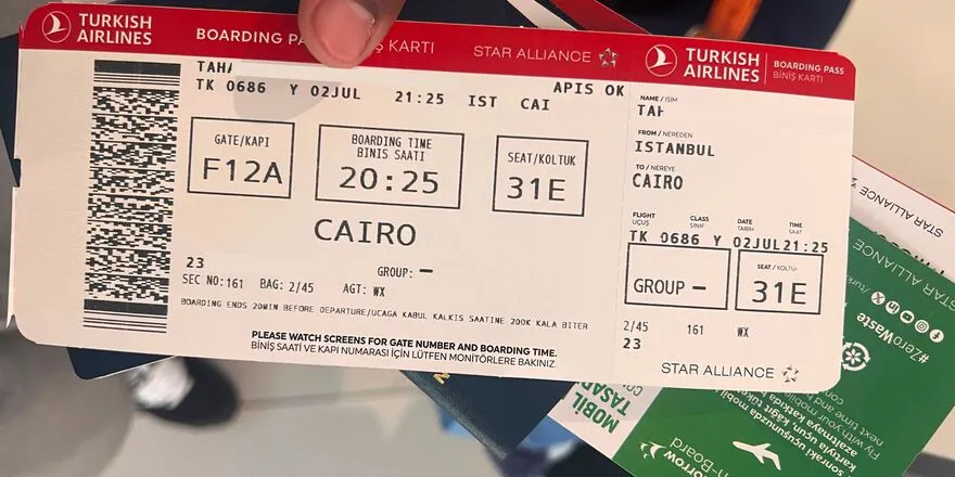 تأشيرة سفر من لأحد السودانيين إلي مصر